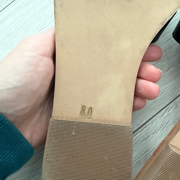 Steve Madden Hadyn Black Leather Sandals - Picture 6 of 6